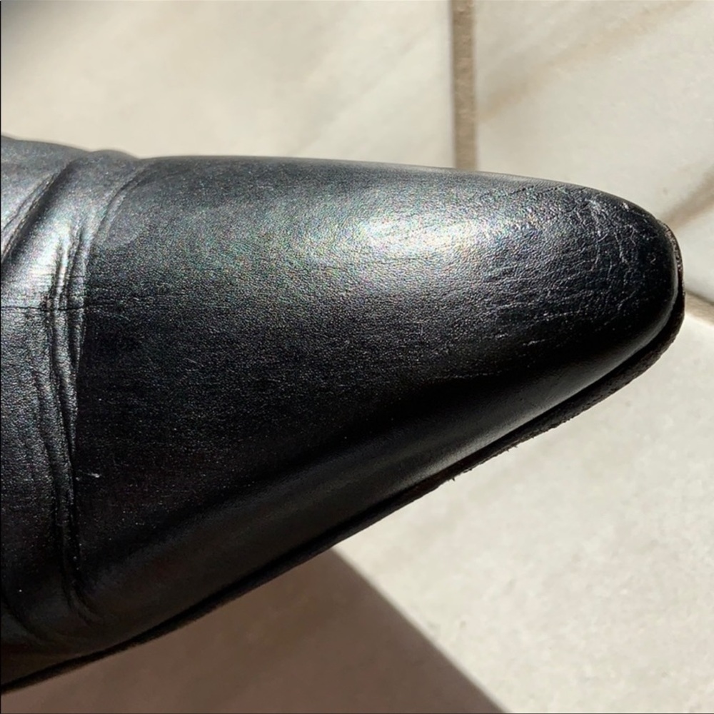 Manolo Blahnik Black Leather Pointy Toe Stiletto Heel Bootie - Picture 14 of 15